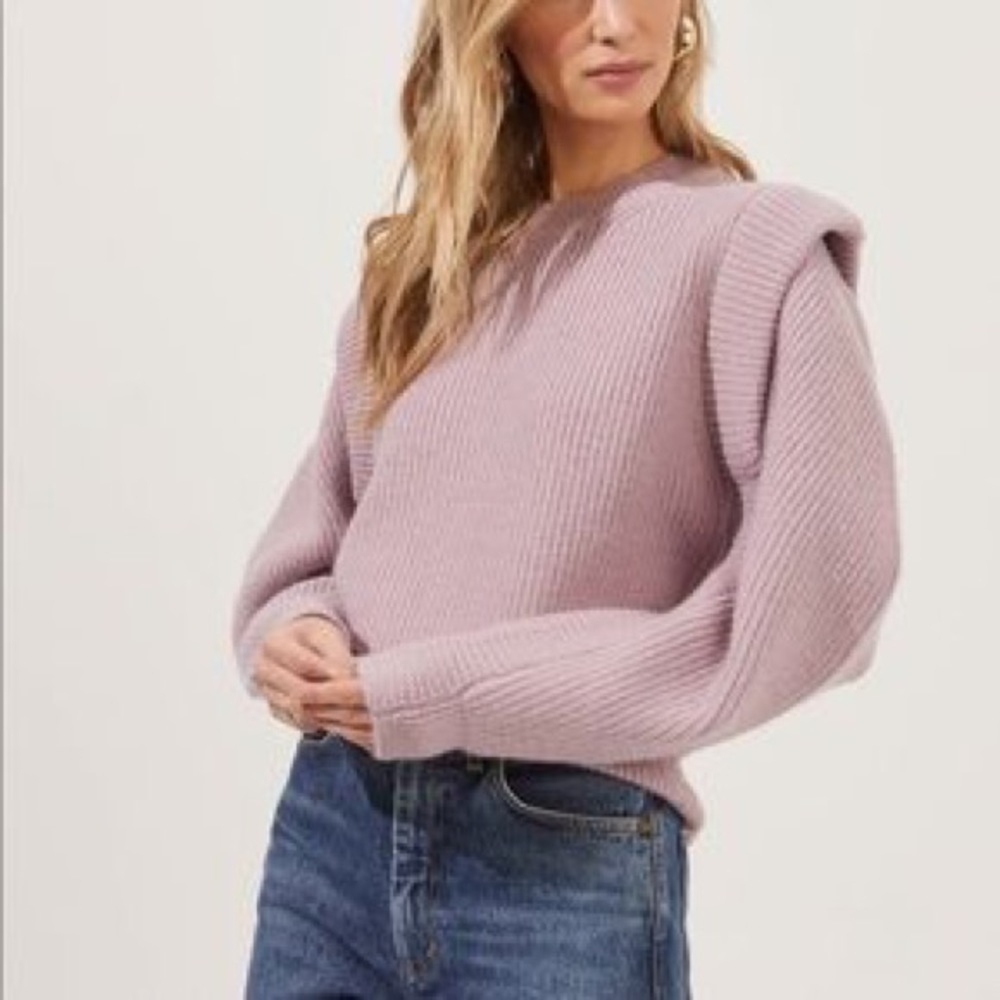ASTR sweater